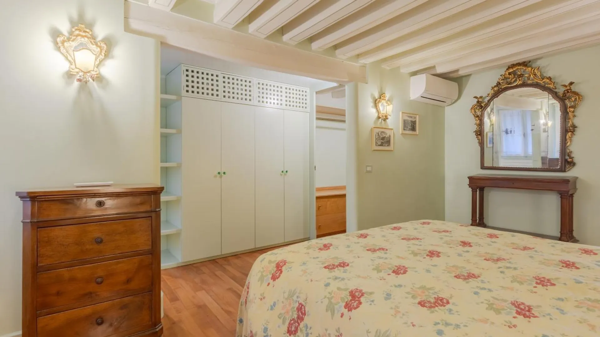 Ca' Emo Palazzo Sul Canal Grande Венеция 0*,  Италия